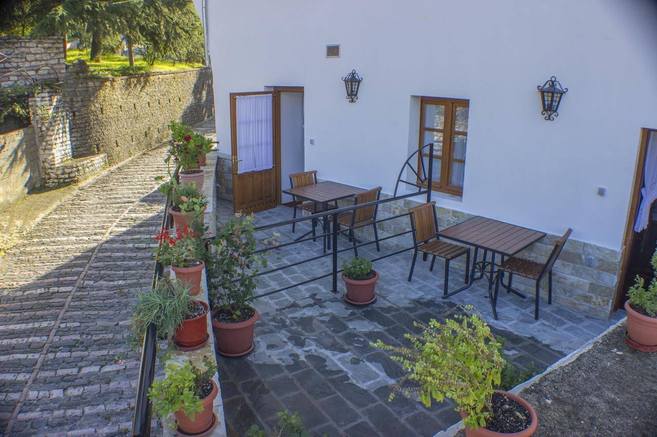 Hotel Old Bazaar 1790 Gjirokastra Zewnętrze zdjęcie